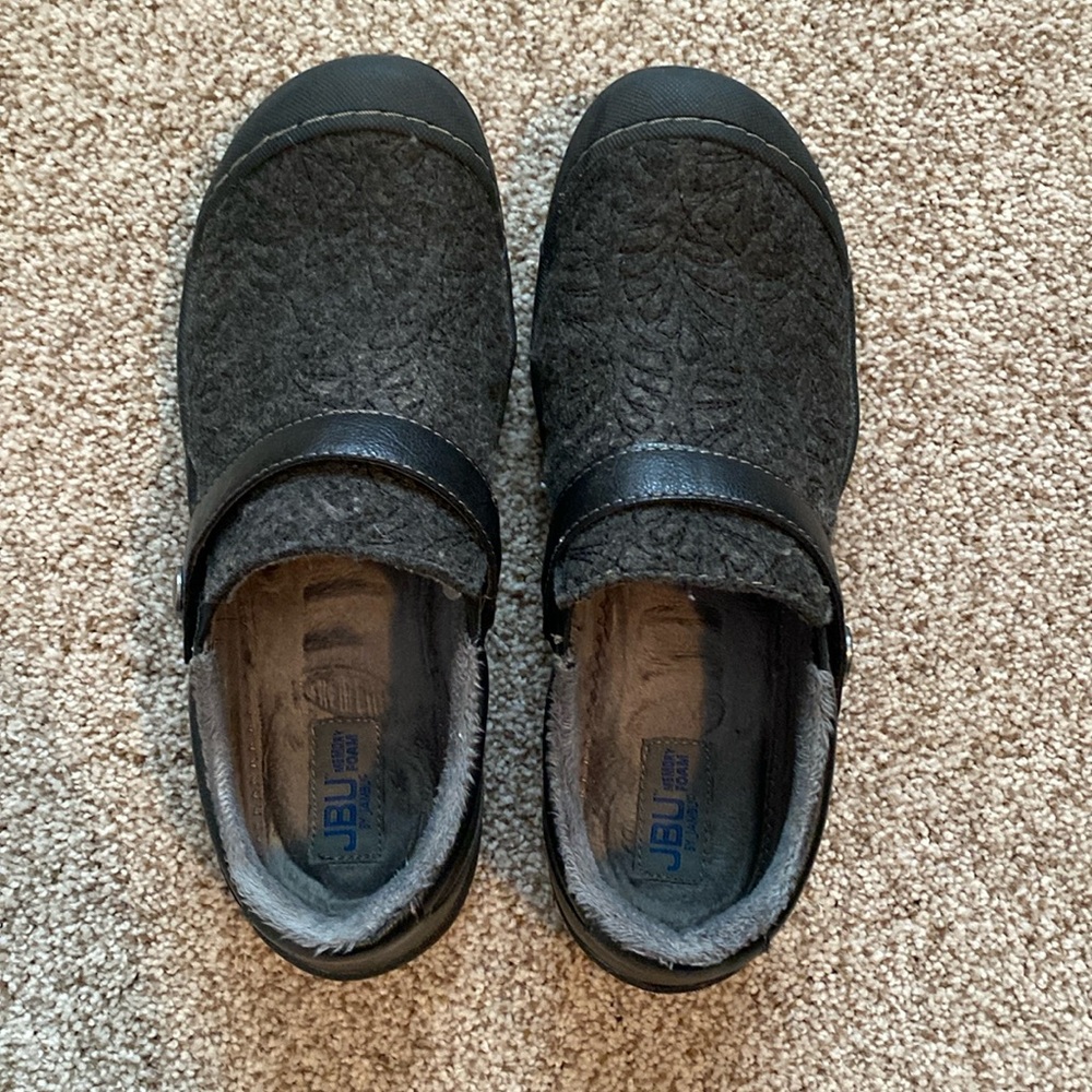 JBU Memory Foam Slip-ons
